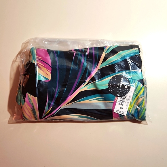 ❤NWT VINTAGE TORRID SWIM SHORTS - HIGH-RISE STRAPPY FLORAL - POWER MESH CONTROL - Picture 4 of 11